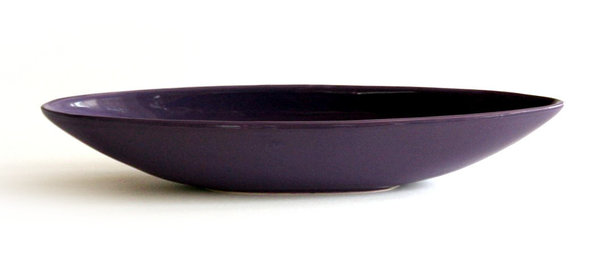 Ovale Dekoschale Bootsform Keramik hellviolett 40 x 11 cm