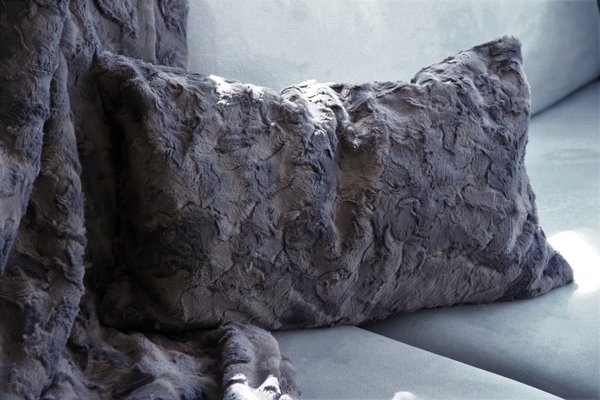 PAD Fellimitat-Kissenhülle Bardot grau-anthrazit 30 x 50 cm