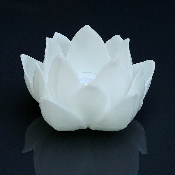 Lotusblüte Lotusblume schwimmend Wachs-Kerze weiß
