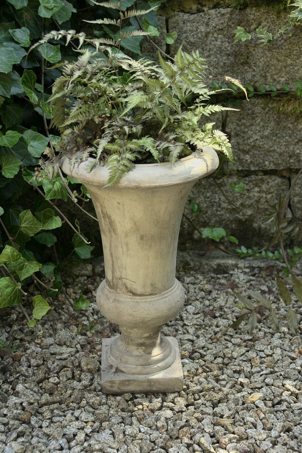 Blumentopf mit Fuß Übertopf Fibreclay grau-antik h40 cm